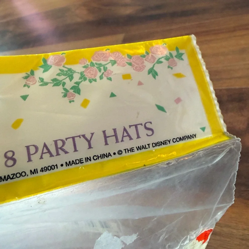 Vintage Disney Beauty and the Beast 8 Party Hats New Sealed 90s Beach Products‎